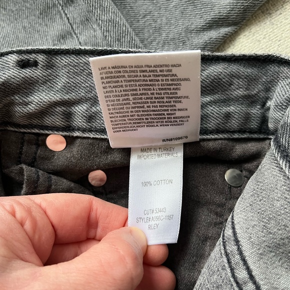 Riley High-Rise Straight Cropped Jeans Gray Size 27 (duplicate) - Picture 15 of 15